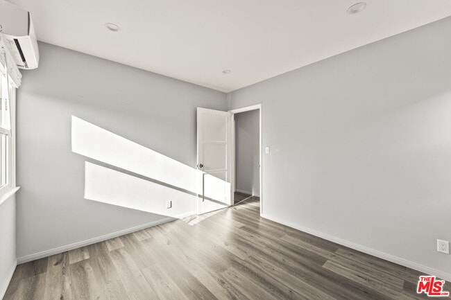 Building Photo - 2654 33rd St