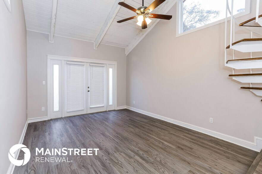 Building Photo - 213 Pheasant Run Ct
