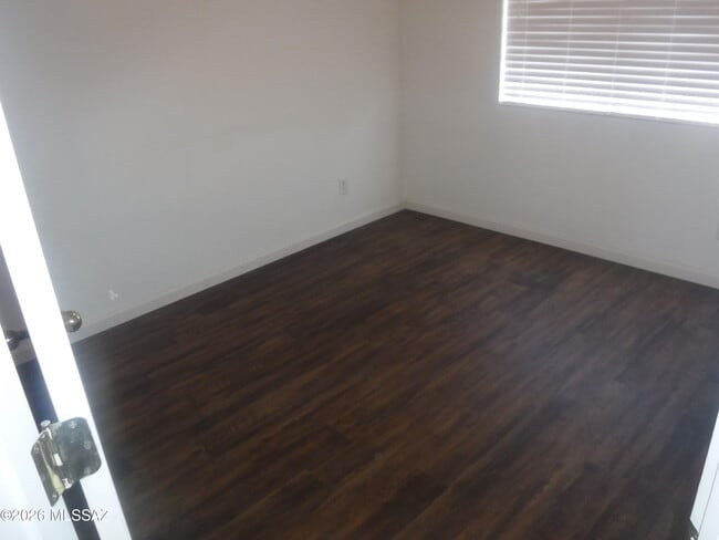 Building Photo - 7333 W Sunset Mountain Dr