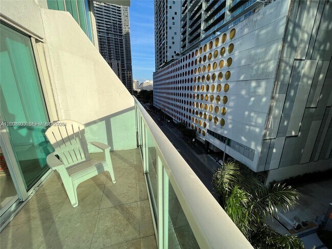 Building Photo - 41 SE 5th St