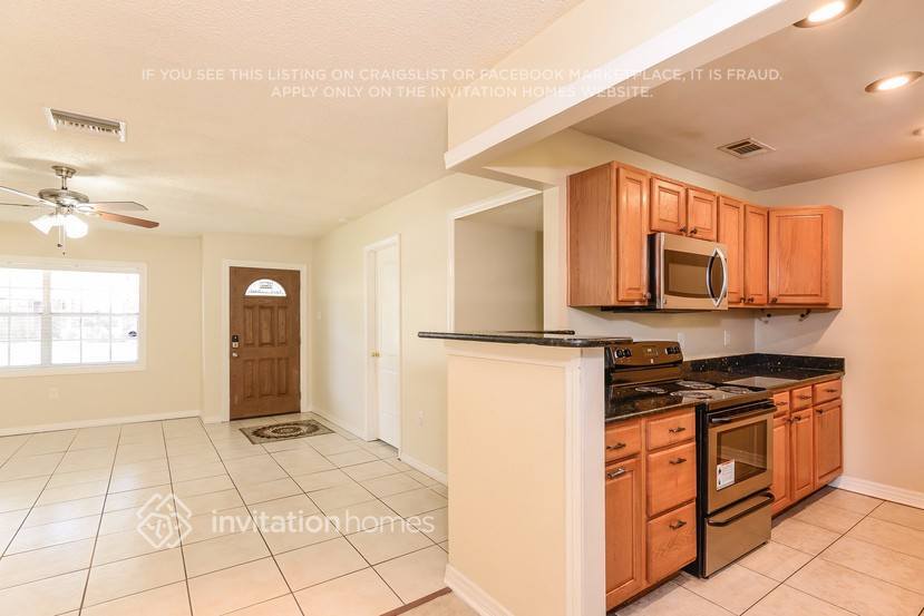 Building Photo - 7317 Canal Blvd