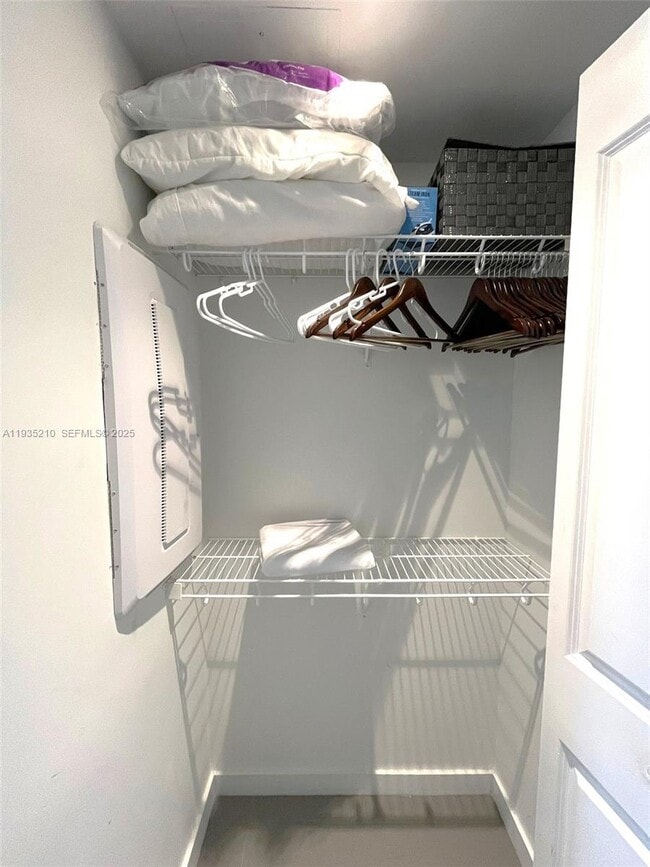 Building Photo - 1600 NE 1st Ave