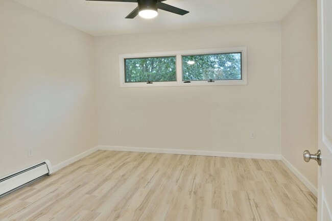 Building Photo - 920-922-922 Cynthia Ct