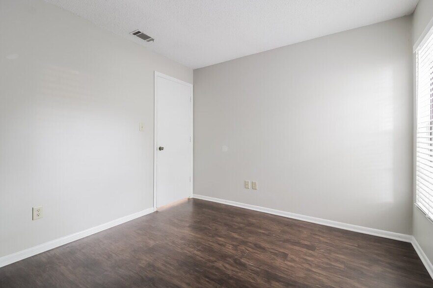 Building Photo - 456 Copperstone Cir