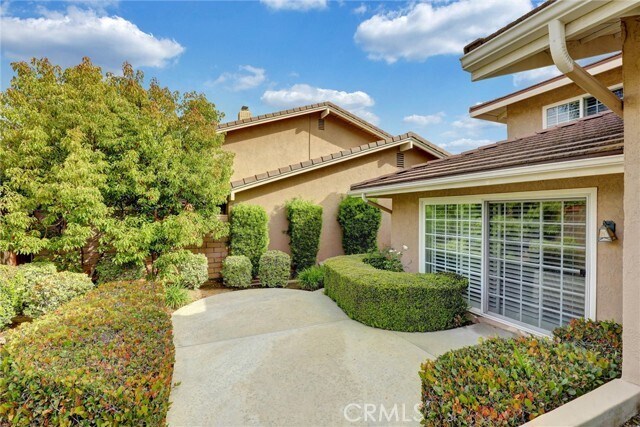 Building Photo - 16 Sycamore Creek