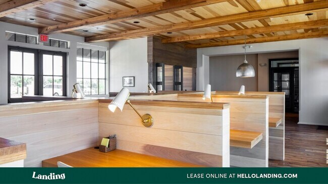 Building Photo - 20915 Wilderness Oak