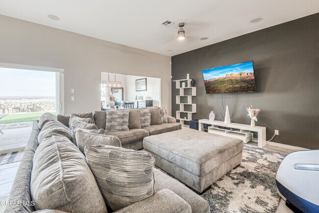 Building Photo - 2375 Enchanted Peaks