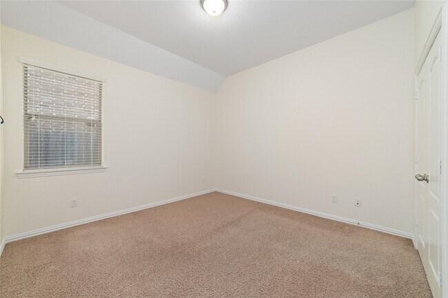 Building Photo - 17314 Aldenwilds Ln
