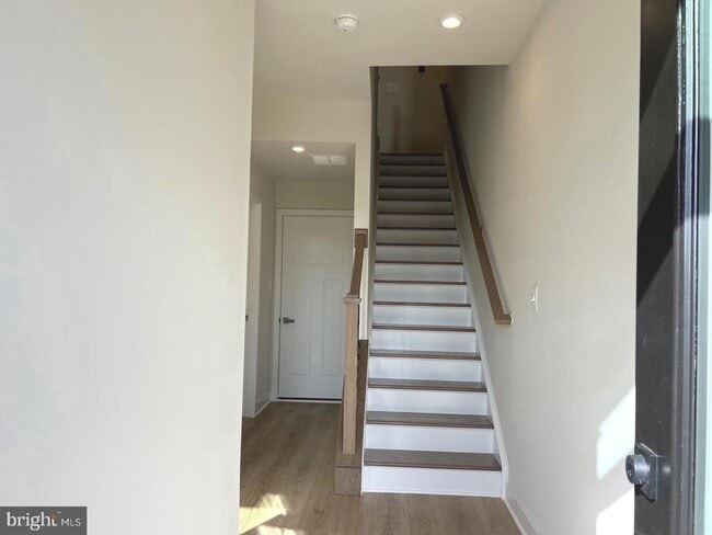 Building Photo - 4308 Ellipse Ter