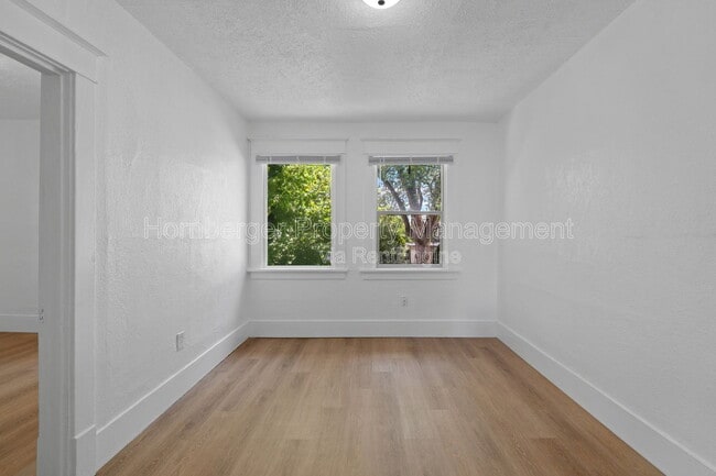 Building Photo - 1509 N Wall St