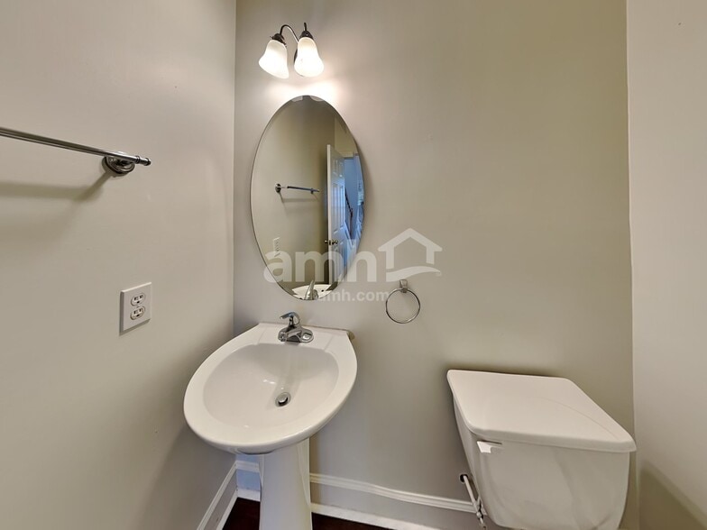 Building Photo - 13036 Meadowmere Rd