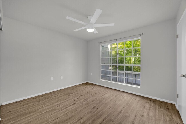Building Photo - Fully Remodeled 2-Bedroom, 2-Bath Condo – Keonekai Villages #27-105