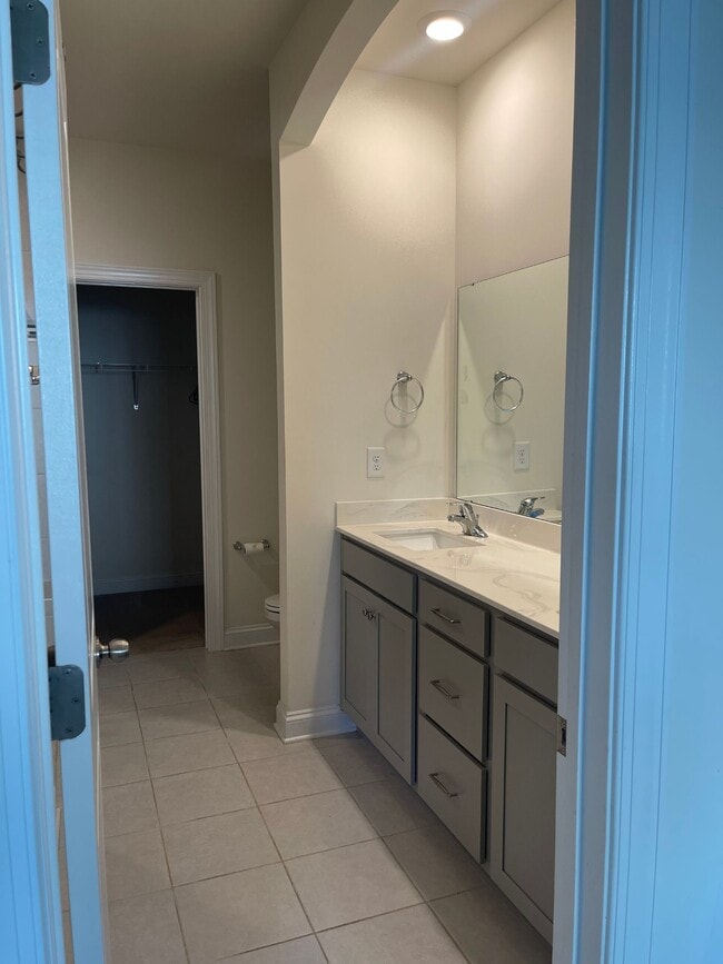 Building Photo - 5543 Harris Cove Dr