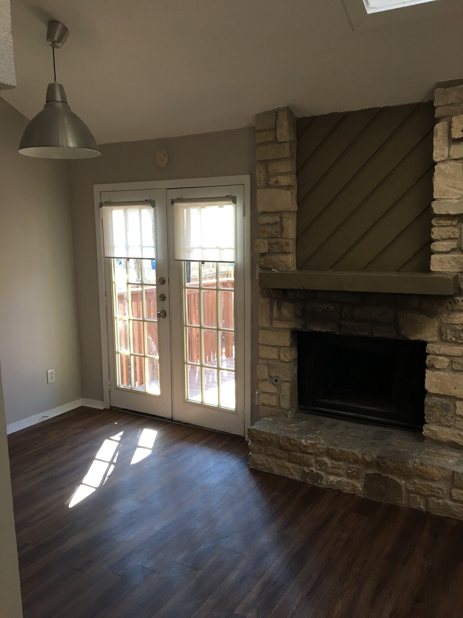 Building Photo - 1714 CINNAMON PATH