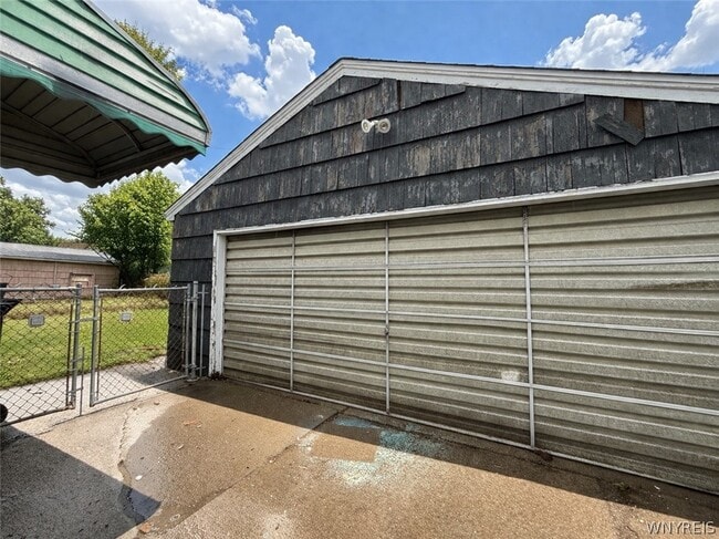 Building Photo - 3534 Ferry Ave