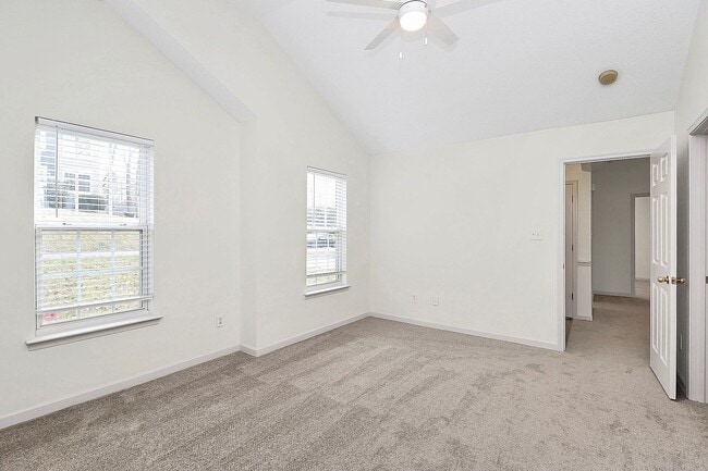 Building Photo - Updated 3 bed 2 bath near National Whitewater Center and CLT airport!