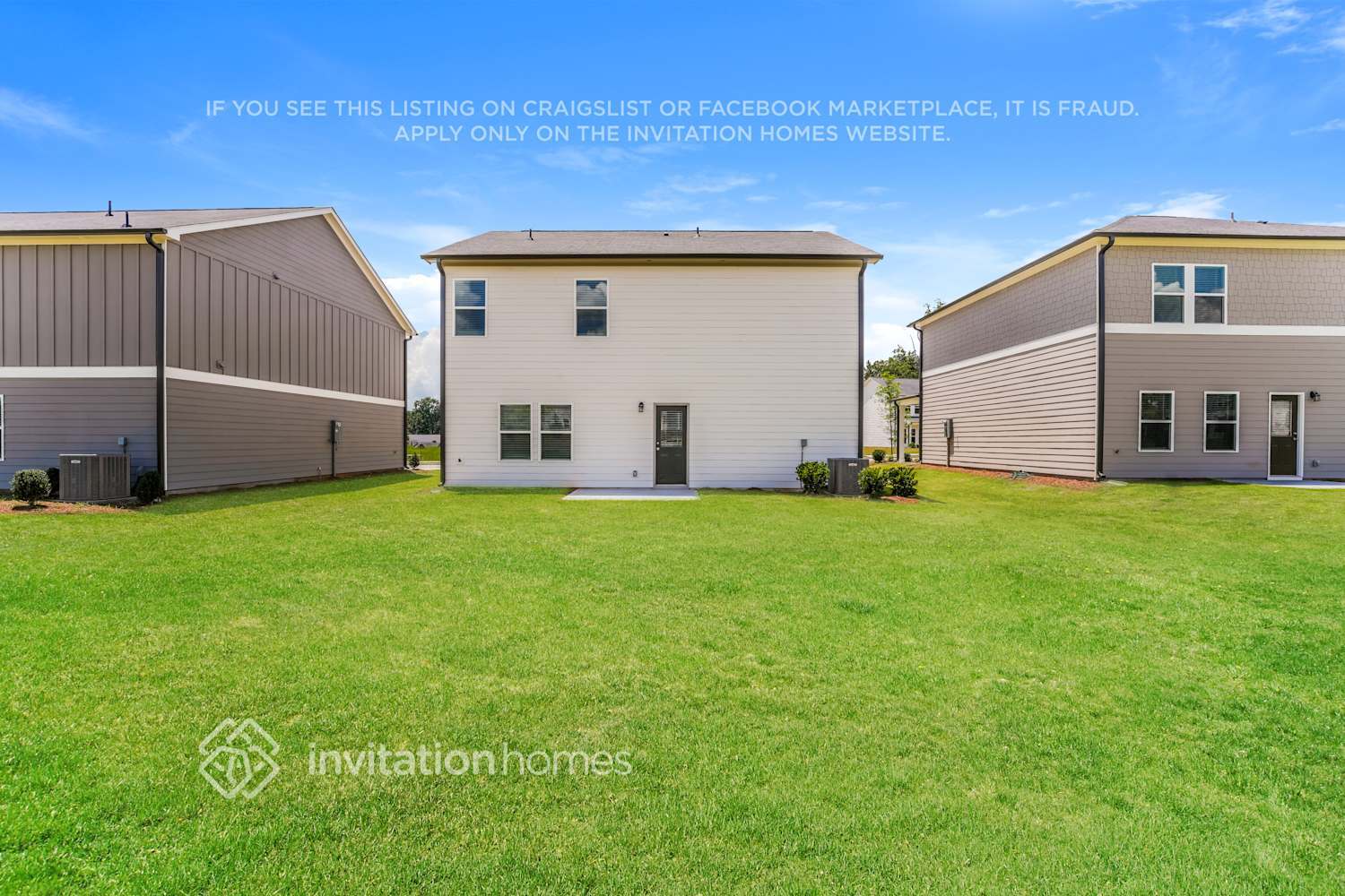 Building Photo - 2093 Boxwood Cir