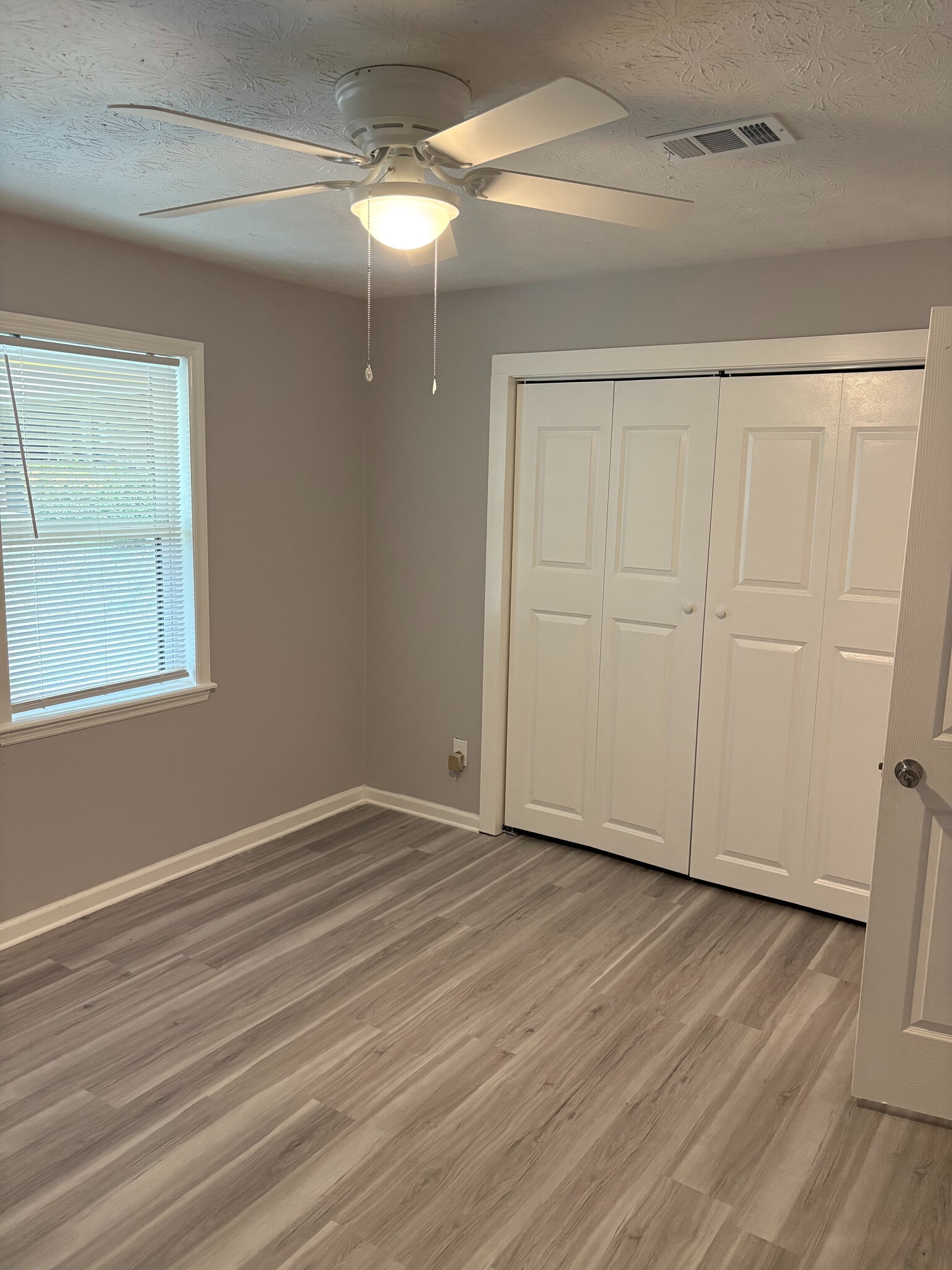 Building Photo - Room in House on Pinedale Cir NW