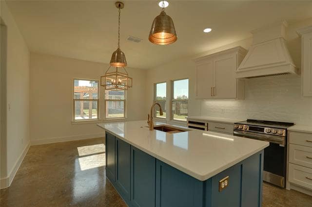 Building Photo - 110 Cardinal Wds