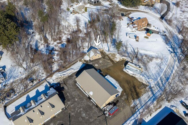 Building Photo - 6 Latchkey Ln