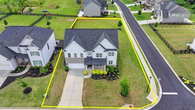 Building Photo - 3695 Andover St