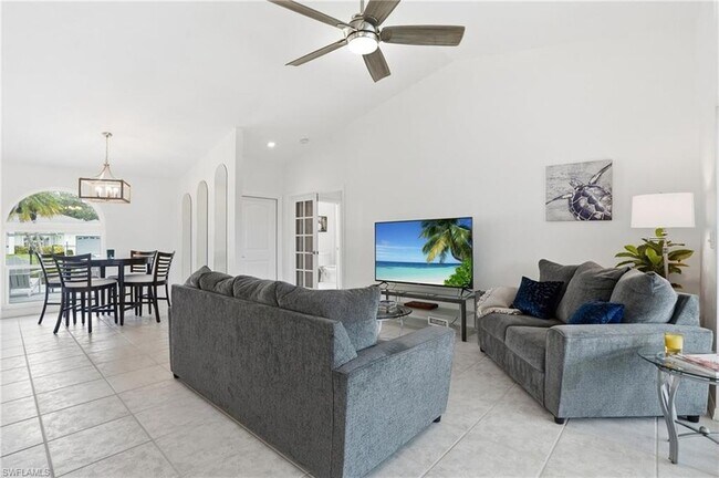 Building Photo - 132 Bordeaux Cir