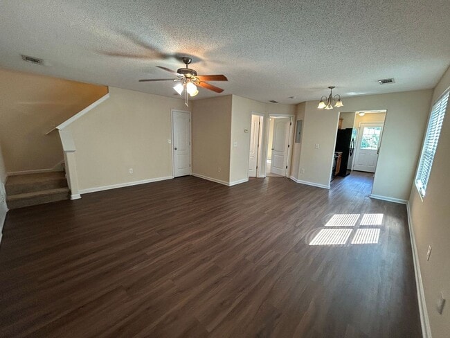 Building Photo - BRIDGEWATER HOME! PRE-LEASING FOR AUGUST 2026!