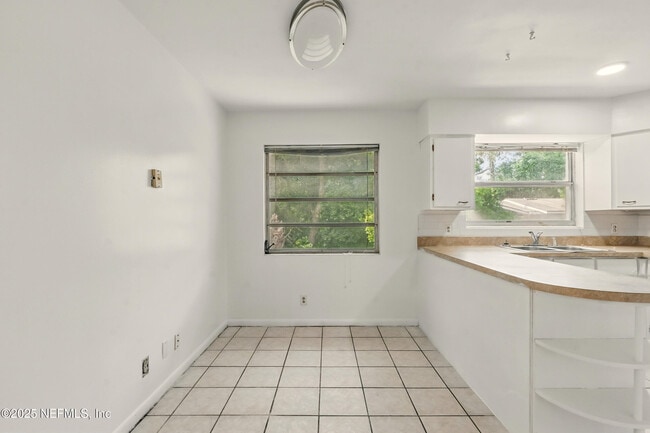 Building Photo - 3144 Belden St