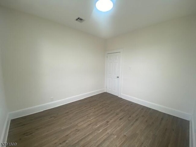 Building Photo - 241 N 16th St
