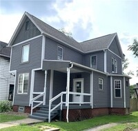 Building Photo - 1616 6th Ave