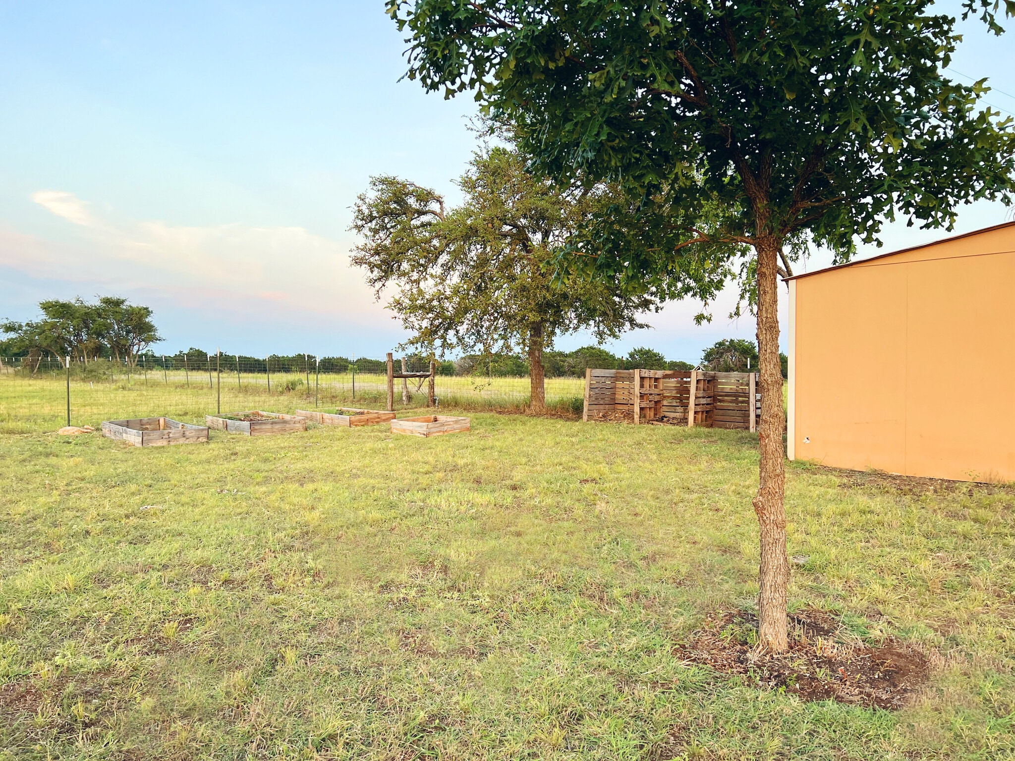 Raised garden beds & Composting bins & Shed - 2900 County Road 285