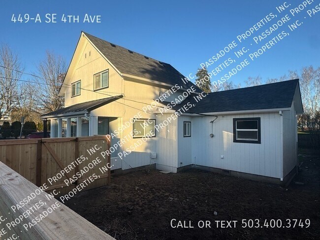 Building Photo - 449 SE 4th Ave