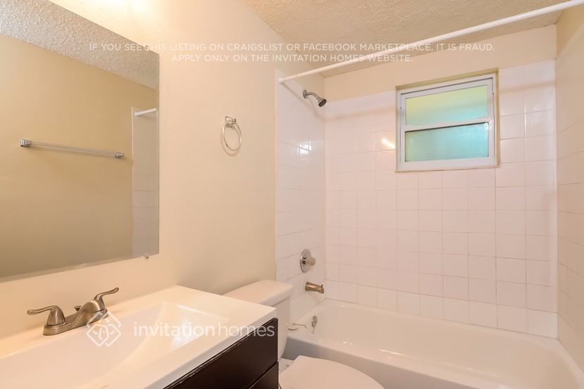 Building Photo - 8509 Hepp St