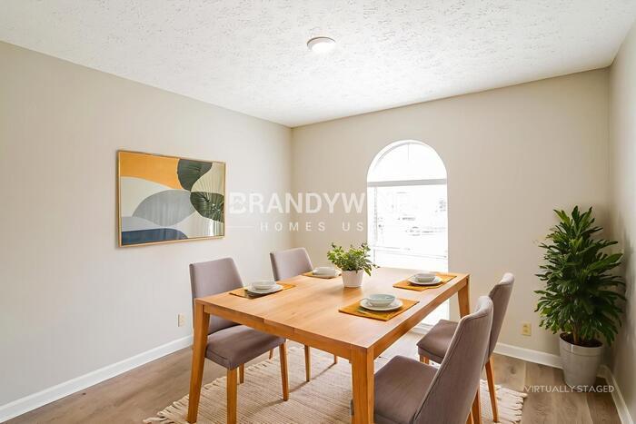 Building Photo - 924 Ilawood Dr