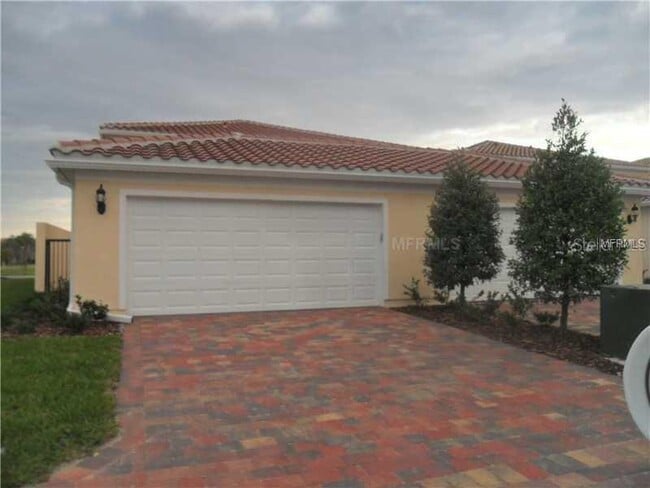 Building Photo - 11932 Lorenza Ln