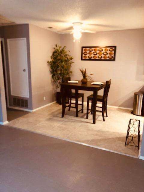 Building Photo - 25893 Baylor Way