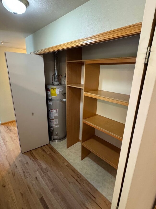 Building Photo - 3 Bedroom Home in College Hill Neighborhood