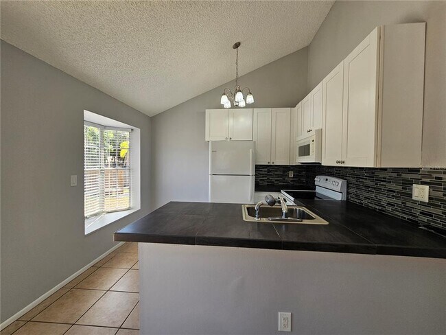 Building Photo - 3610 Sammy Ct