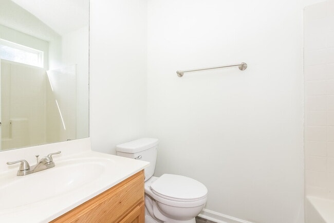 Building Photo - 2822 Brittni Dayle Dr