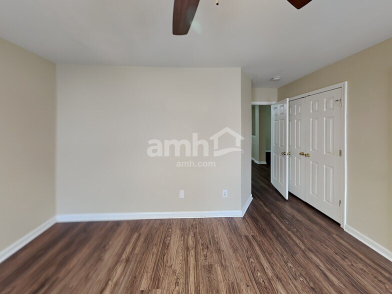 Building Photo - 3210 Revere Rd