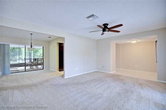 Building Photo - 4004 Medina Way