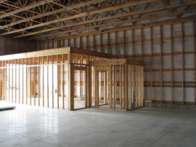 Building Photo - 701 A East 7th Street