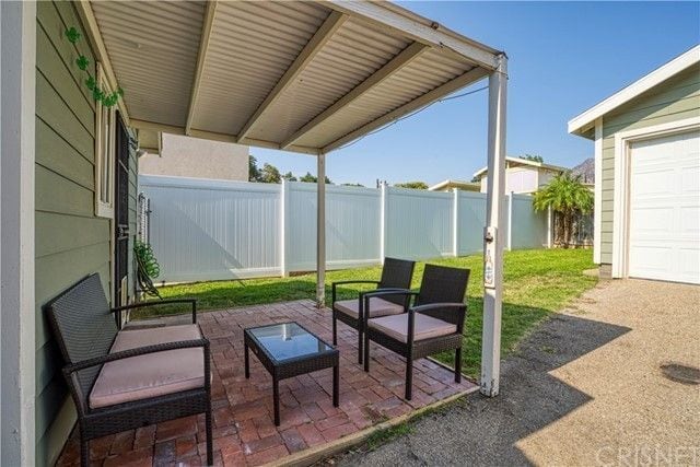 Building Photo - 10724 Nassau Ave