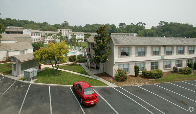 Building Photo - West Oaks Apartments