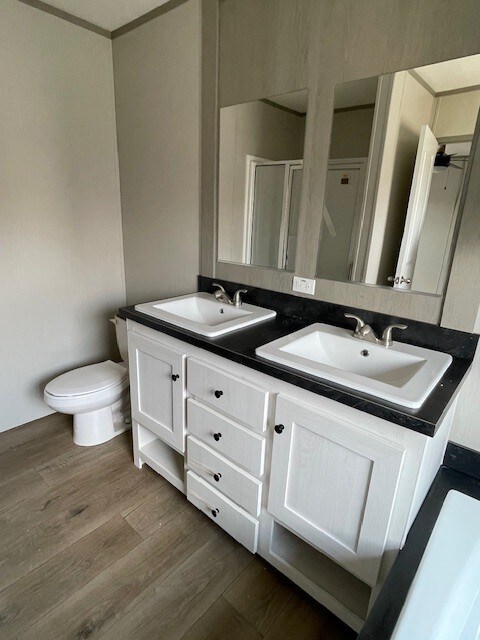 Building Photo - 15953 S Flores Rd