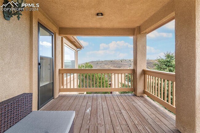 Building Photo - 4240 Cedar Heights Dr