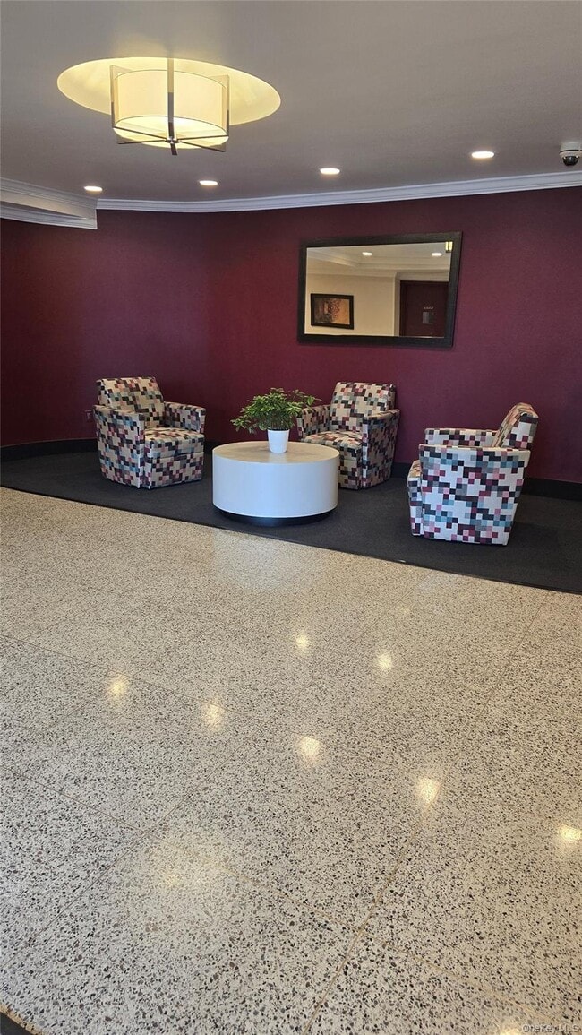 Building Photo - 20 Secor Pl