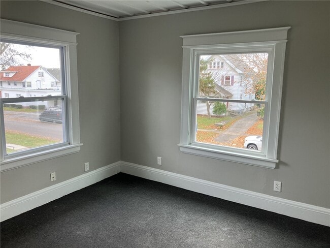 Building Photo - 104 Knickerbocker Ave