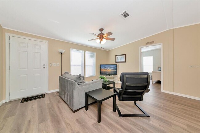 Building Photo - 3308 Anastasia Pl