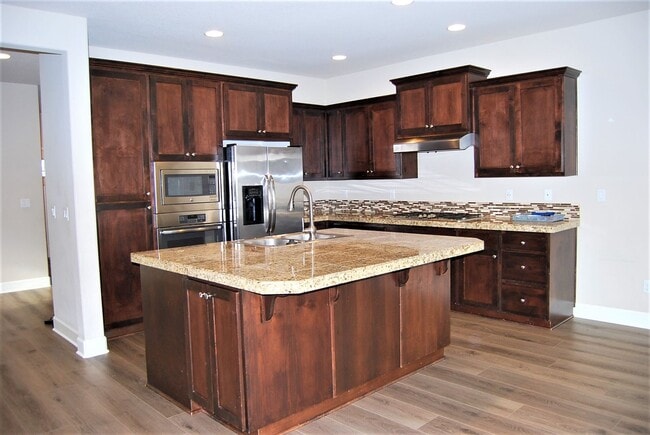 Building Photo - 4 Bedroom 2.5 Bath Home Sherwood OR